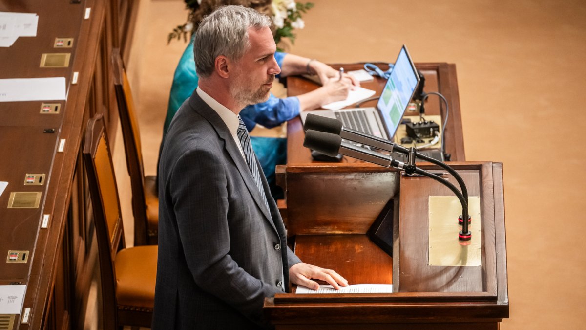 Schůze Poslanecké sněmovny