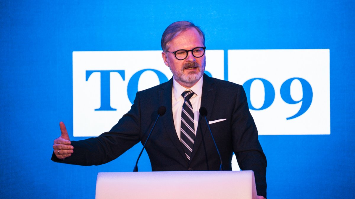 TOP 09 si volí nového předsedu strany. (8.11.2025)