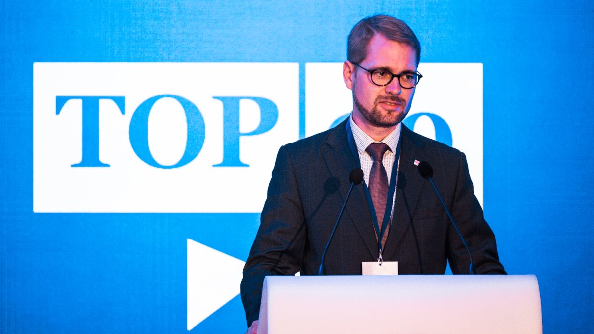 TOP 09 si volí nového předsedu strany. (8.11.2025)