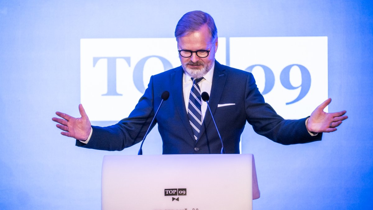 TOP 09 si volí nového předsedu strany. (8.11.2025)