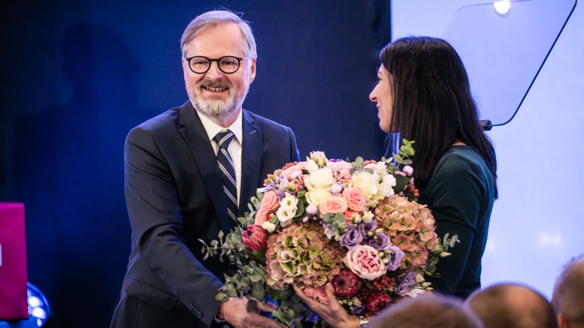 TOP 09 si volí nového předsedu strany. (8.11.2025)