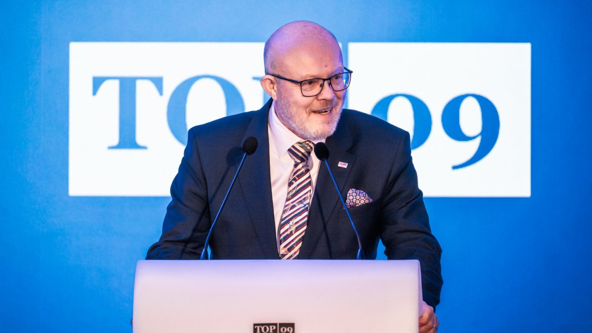 TOP 09 si volí nového předsedu strany. (8.11.2025)