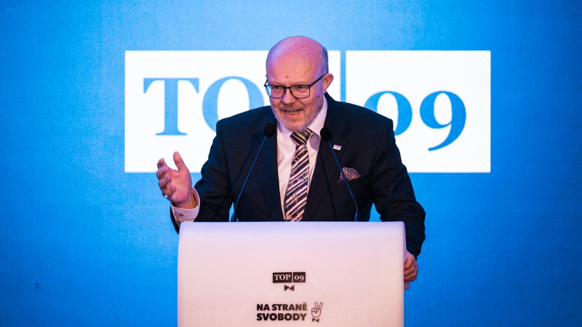TOP 09 si volí nového předsedu strany. (8.11.2025)