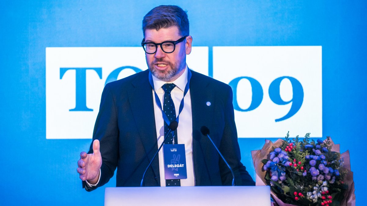 TOP 09 si volí nového předsedu strany. (8.11.2025)
