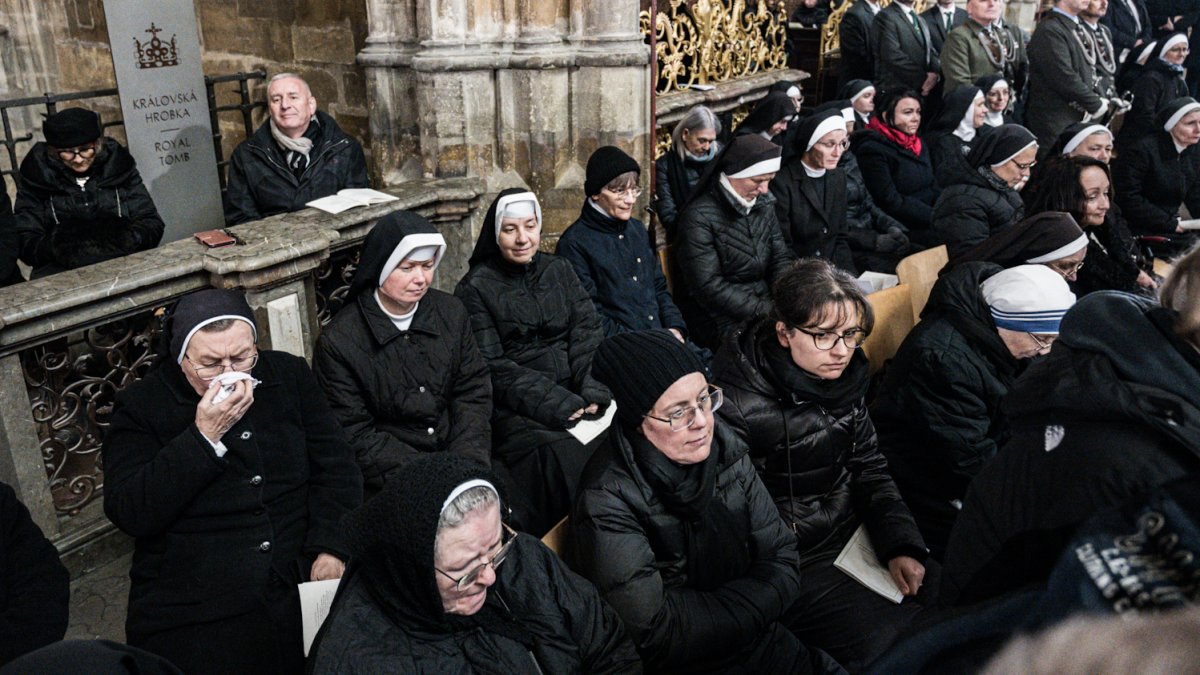 Česko se loučí s kardinálem Dominikem Dukou