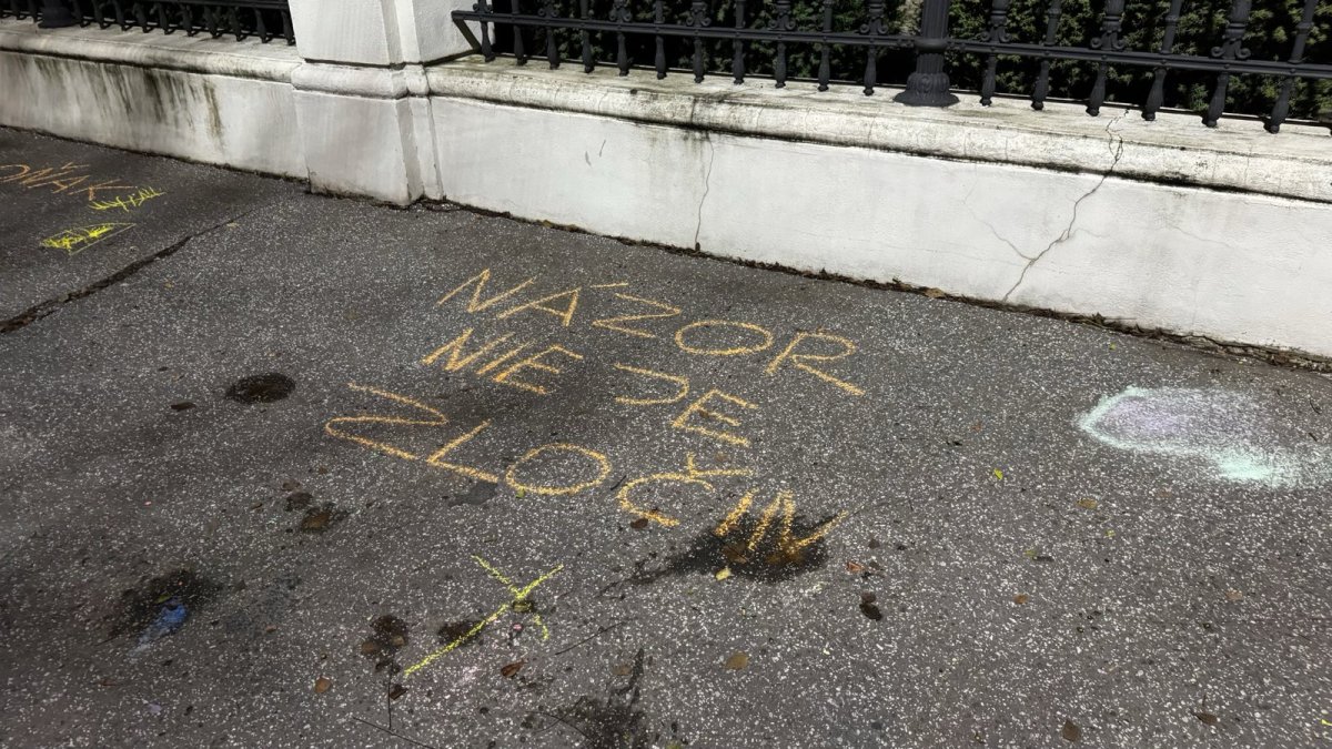 Křídové protesty v Bratislavě před oslavami 17. listopadu