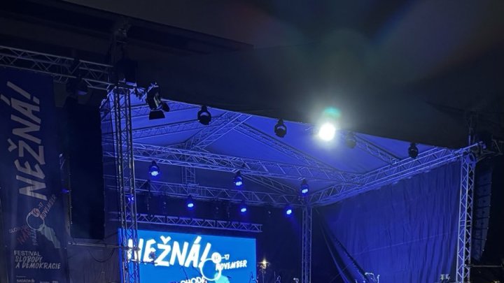 Křídové protesty v Bratislavě před oslavami 17. listopadu