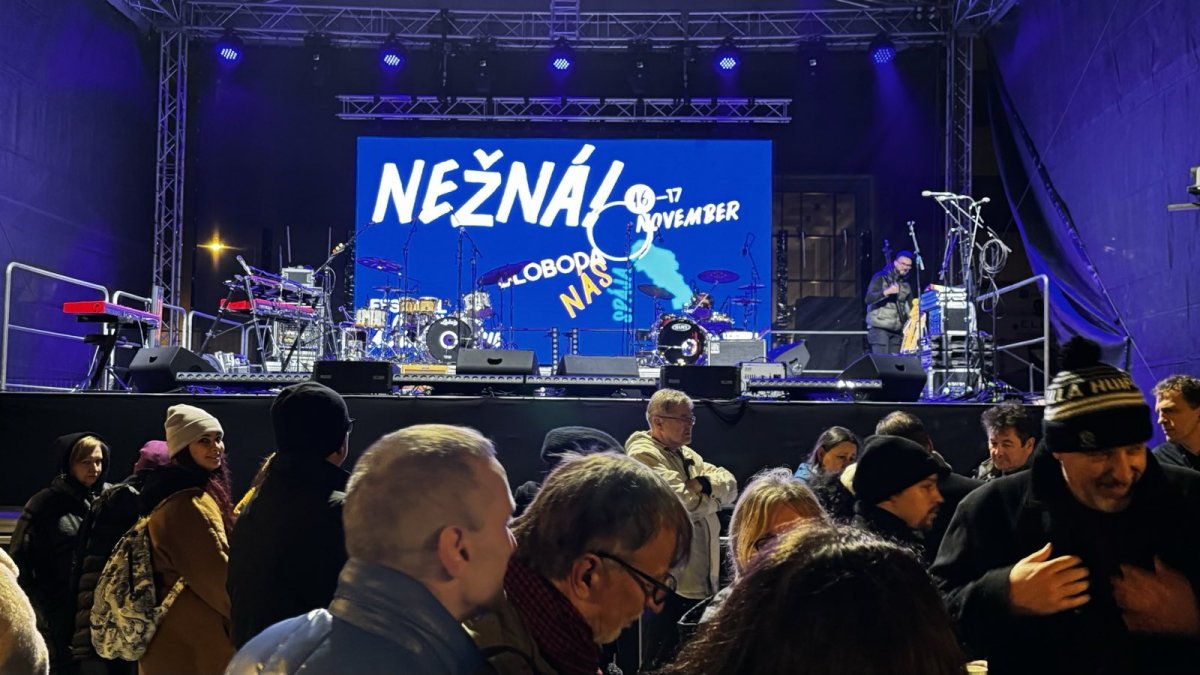 Křídové protesty v Bratislavě před oslavami 17. listopadu