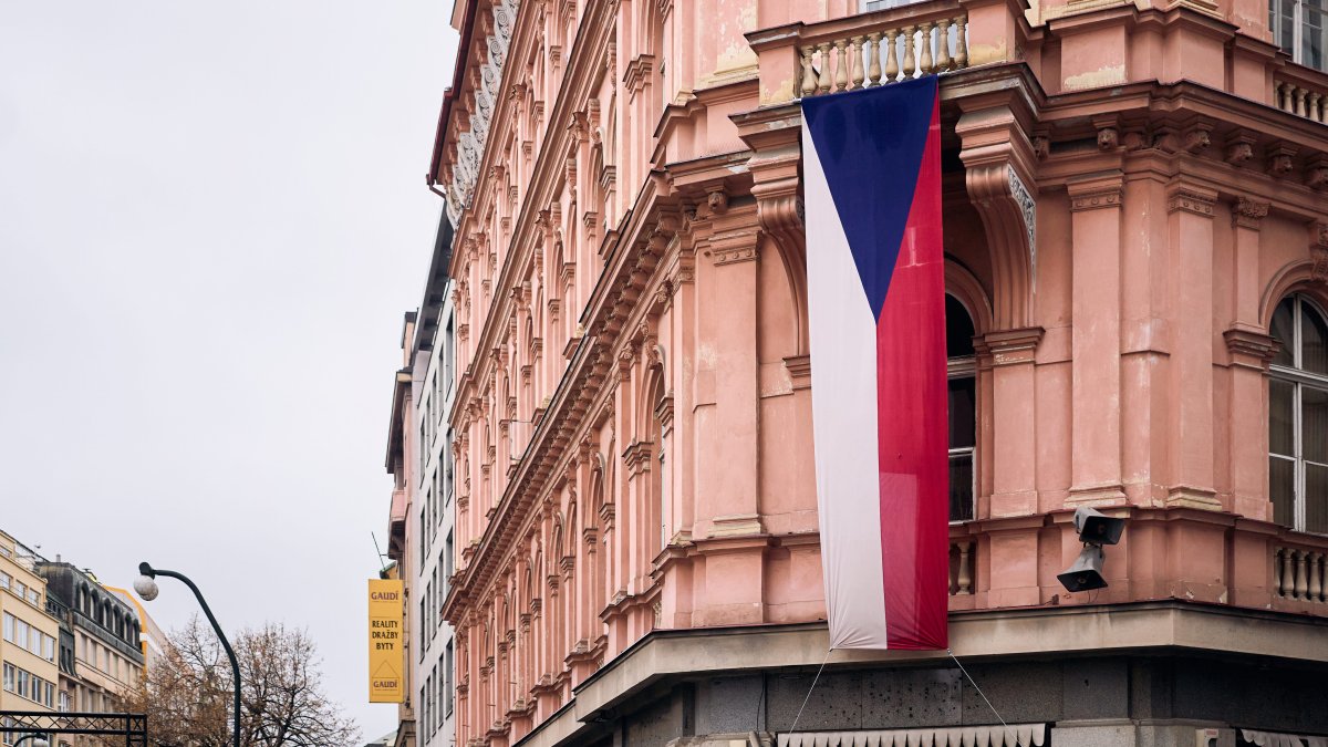 Češi si připomínají události spojené se 17. listopadem. (17.11.2025)