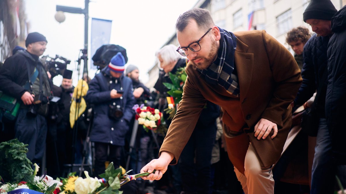 Češi si připomínají události spojené se 17. listopadem. (17.11.2025)