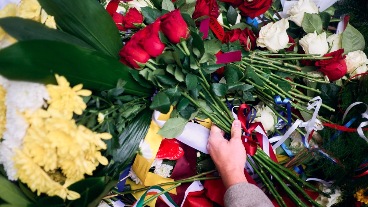 Češi si připomínají události spojené se 17. listopadem. (17.11.2025)