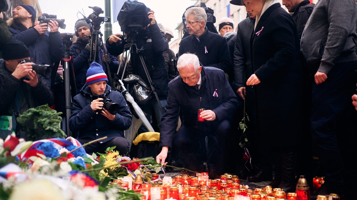 Češi si připomínají události spojené se 17. listopadem. (17.11.2025)