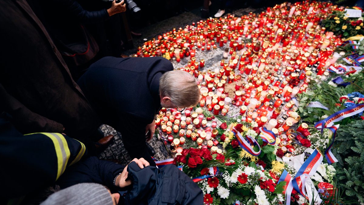 Češi si připomínají události spojené se 17. listopadem. (17.11.2025)