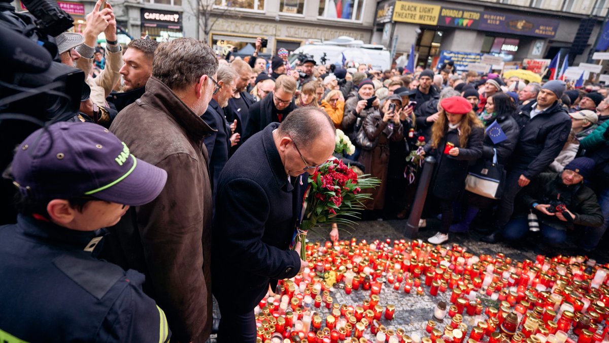 Češi si připomínají události spojené se 17. listopadem. (17.11.2025)