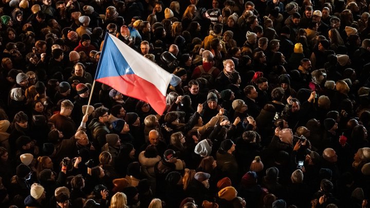 Češi si připomínají události spojené se 17. listopadem. (17.11.2025)