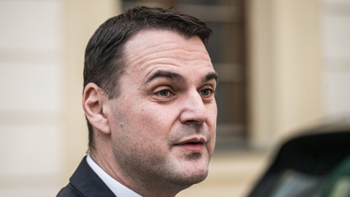 Petr Macinka dorazil na jednání s prezidentem na Pražský hrad. (20.11.2025)