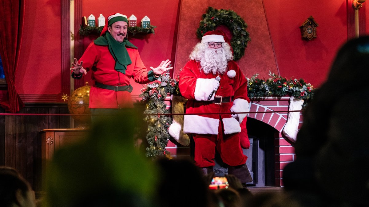 Coca-Cola vánoční kamion zahájil svoji trasu u Westfieldu Černý Most (10.12.2025)