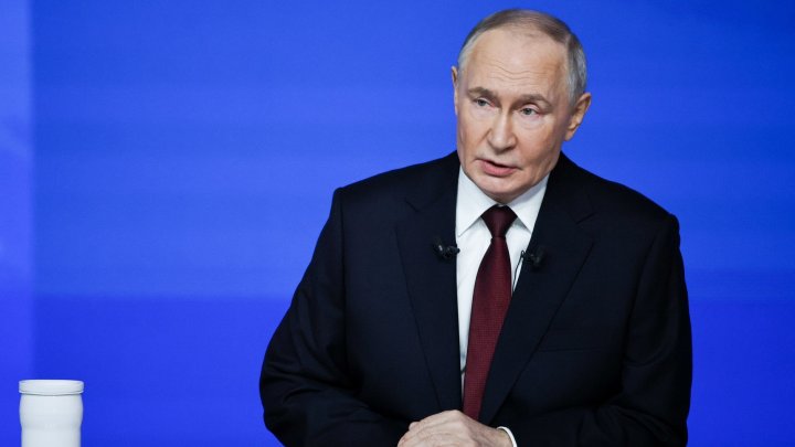 Vladimir Putin na výroční tiskové konferenci. (19.12.2025)