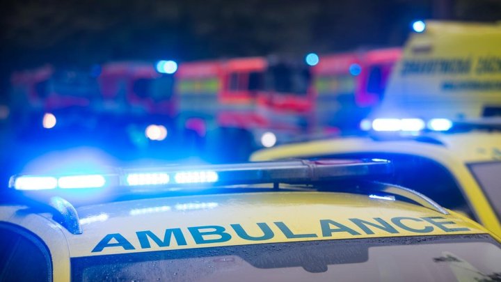 Muž útočil sečnou zbraní v obchodním centru v Hradci Králové