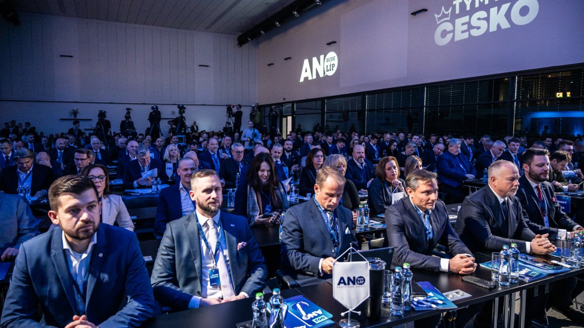ANO si na sněmu volí vedení. (24.1.2026)