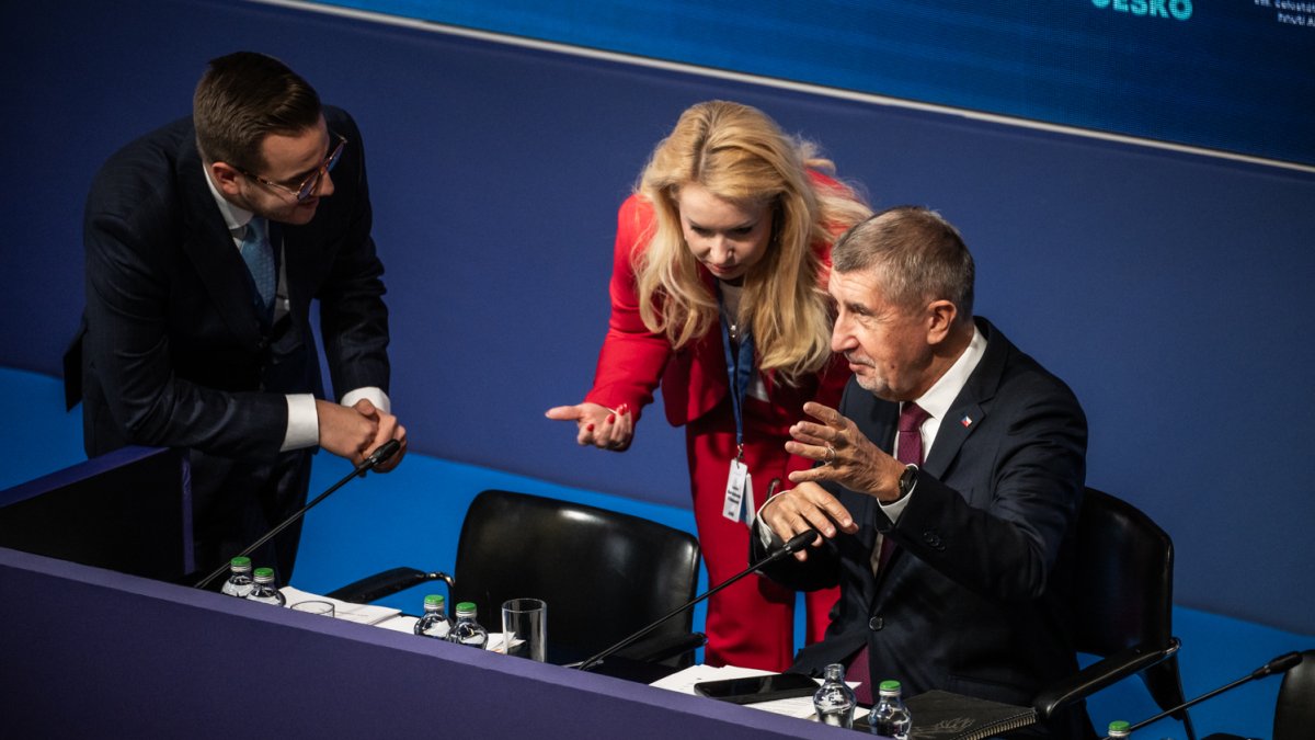 ANO si na sněmu volí vedení. (24.1.2026)