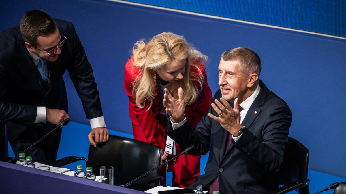 ANO si na sněmu volí vedení. (24.1.2026)