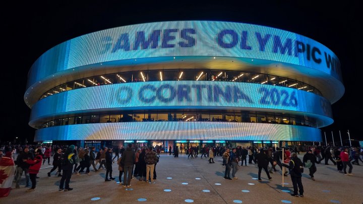 Olympijský hokejový stadion v Miláně