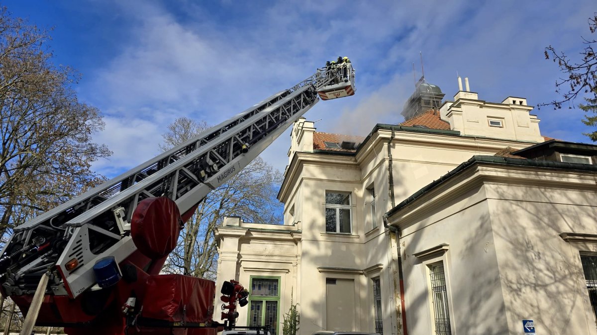 Požár v psychiatrické léčebně v Bohnicích