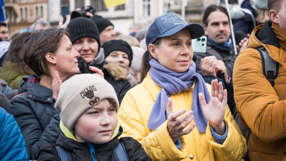 Na Staroměstském náměstí se koná demonstrace na podporu Ukrajiny. (21.2.2026)