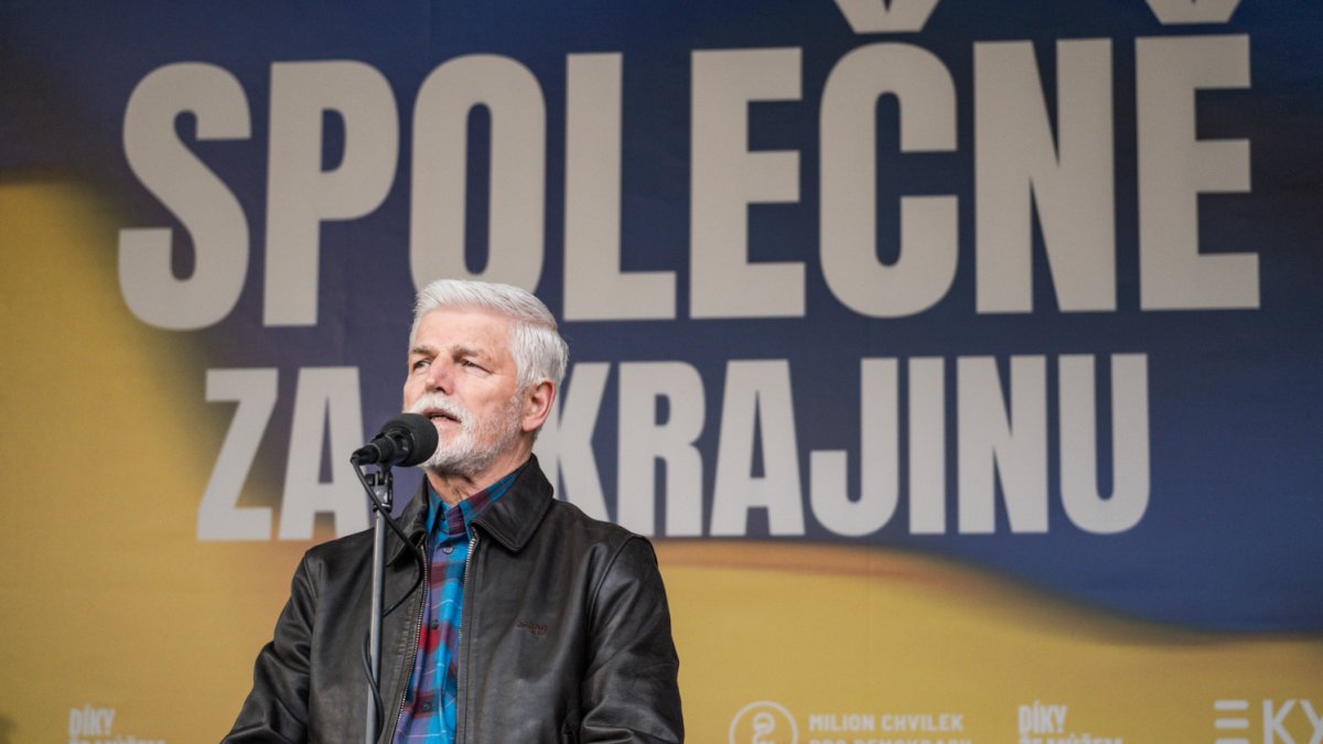 Na Staroměstském náměstí se koná demonstrace na podporu Ukrajiny. (21.2.2026)