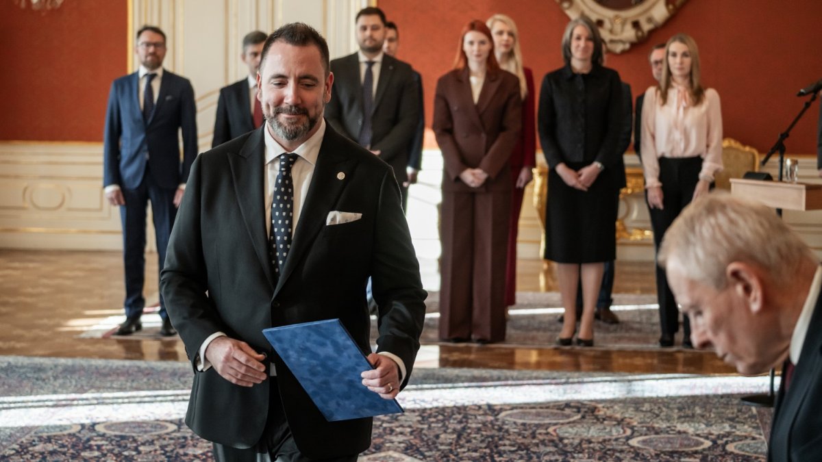 Igor Červený byl jmenován ministrem životního prostředí. (23.2.2026)