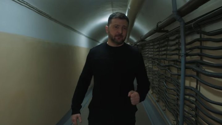 Volodymyr Zelenskyj v krytu