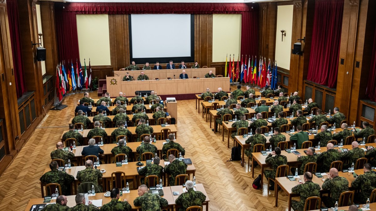 Velitelské shromáždění