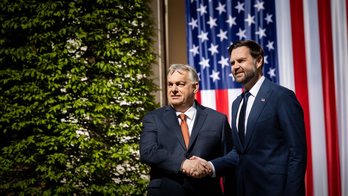  J. D. Vance a Viktor Orbán