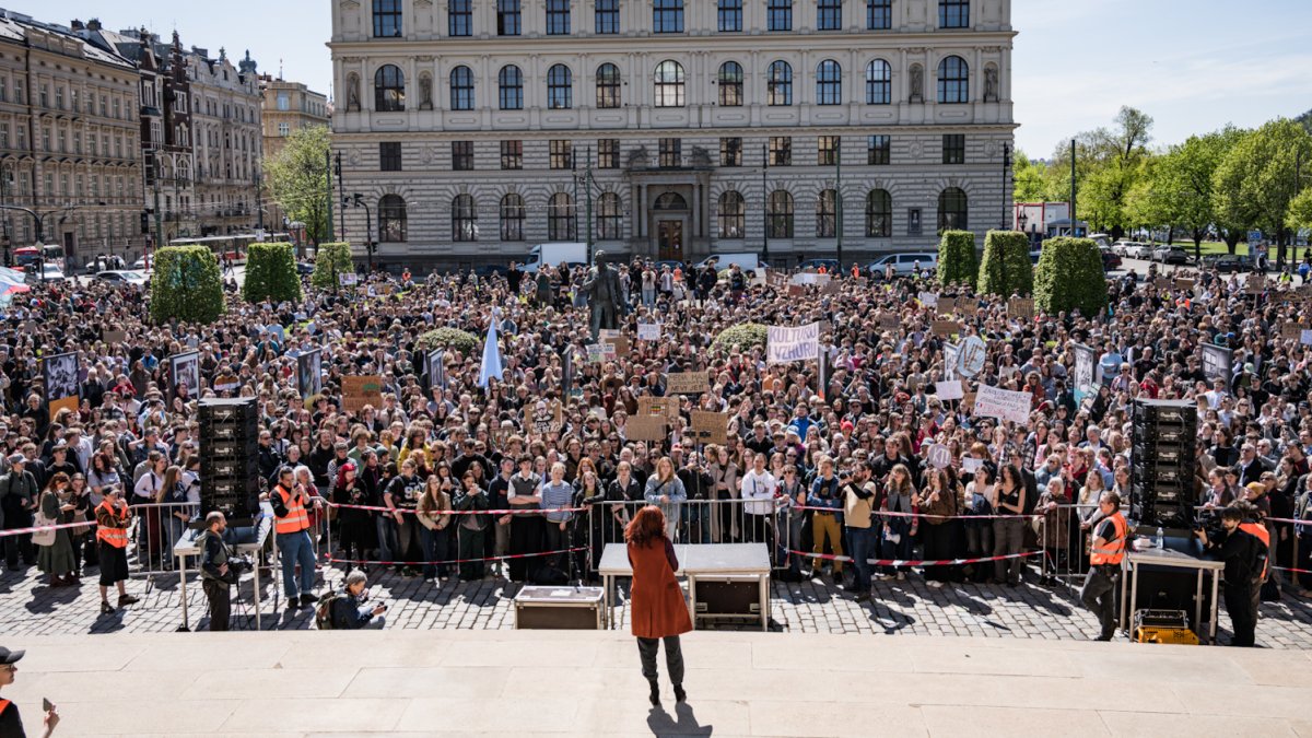 Demonstrace na podporu veřejnoprávních médií