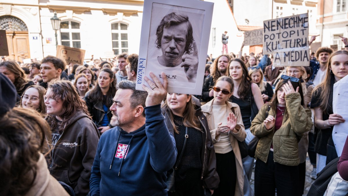 Demonstrace na podporu veřejnoprávních médií