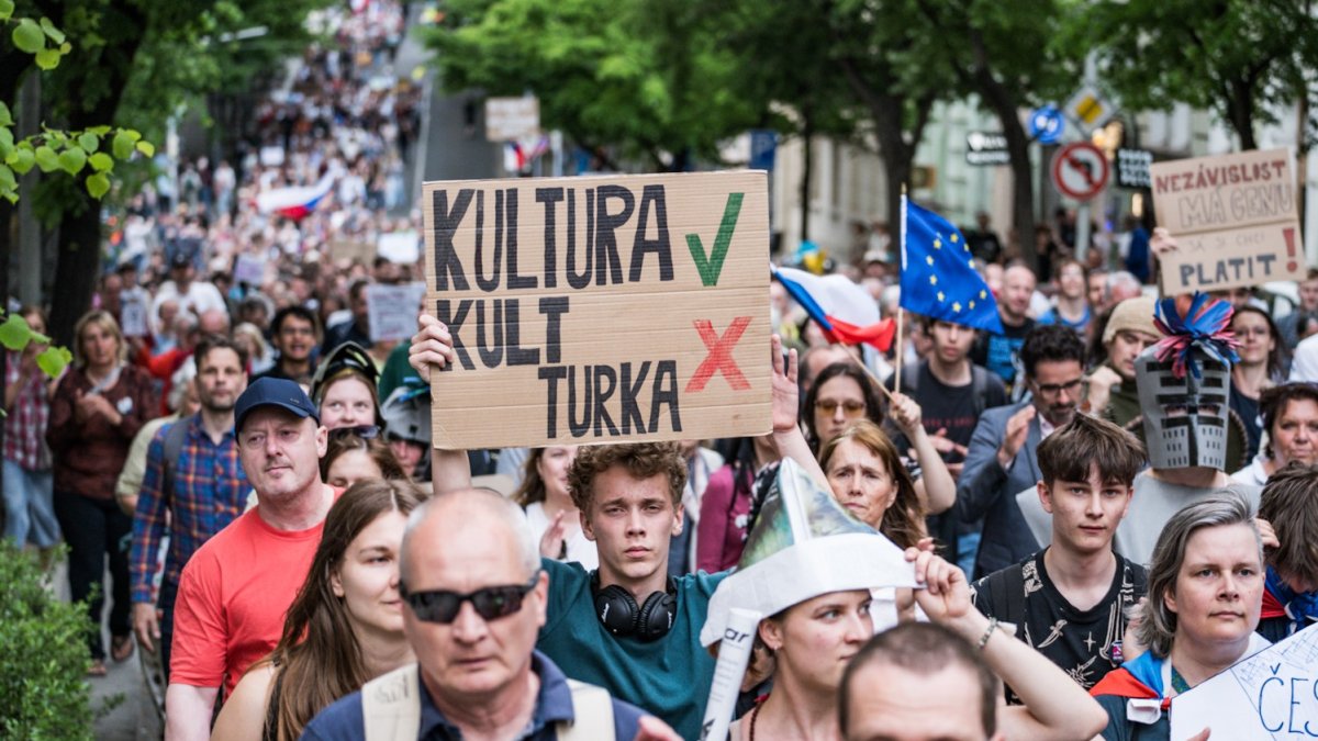 Akce s názvem „Ruce pryč od médií“