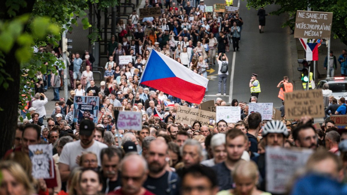 Akce s názvem „Ruce pryč od médií“