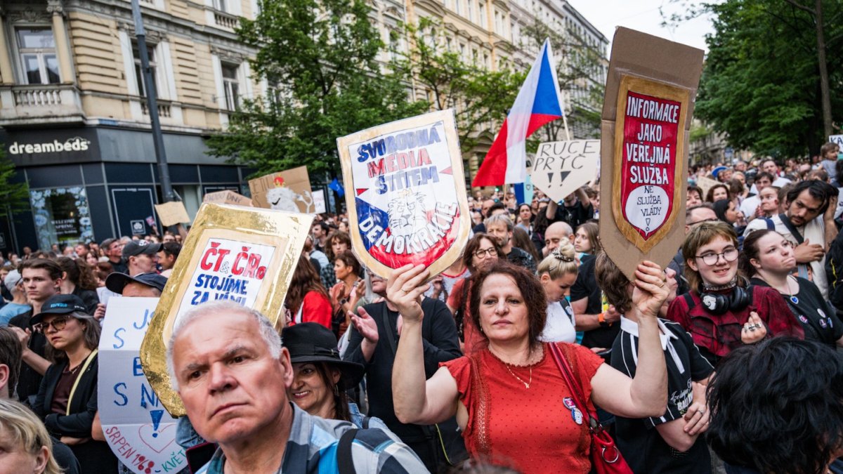 Akce s názvem „Ruce pryč od médií“