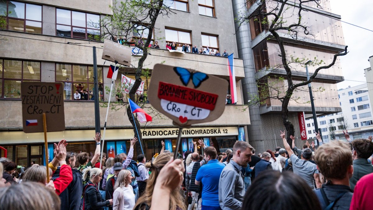 Akce s názvem „Ruce pryč od médií“