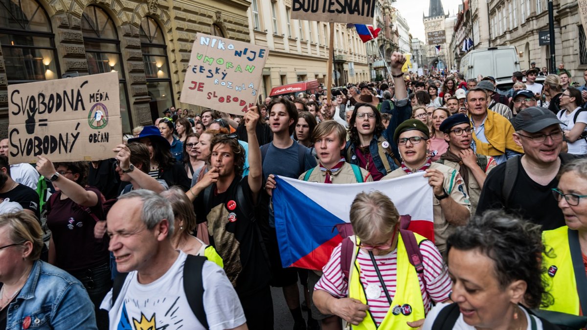Akce s názvem „Ruce pryč od médií“