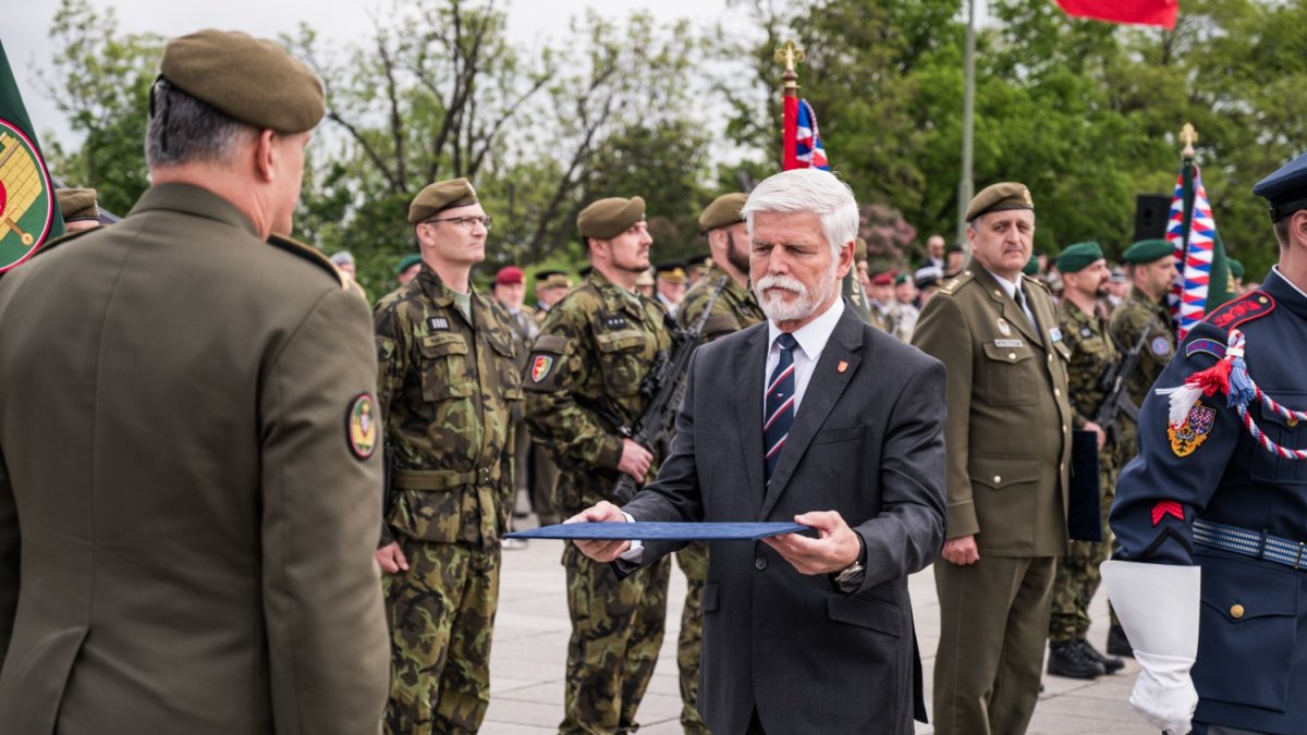 Připomínka konce II. světové války na pražském Vítkově