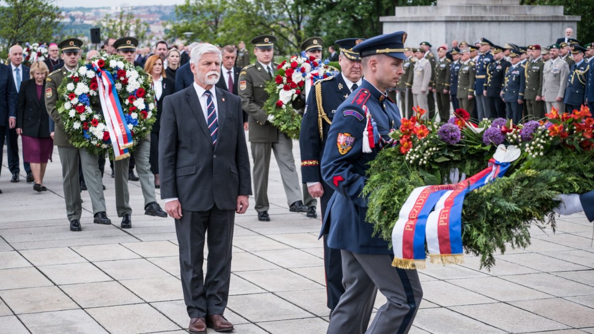 Připomínka konce II. světové války na pražském Vítkově