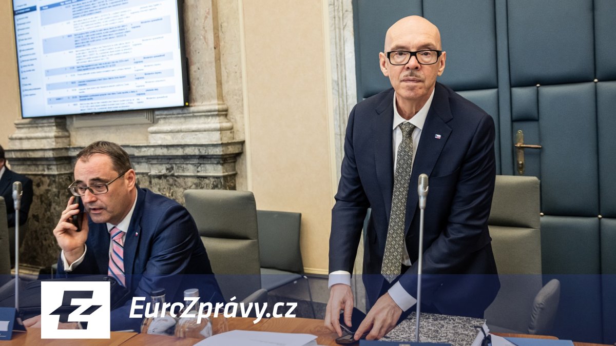 Vláda schválila zrušení koncesionářských poplatků. ČT přijde o miliardu, rozhlas o stamiliony