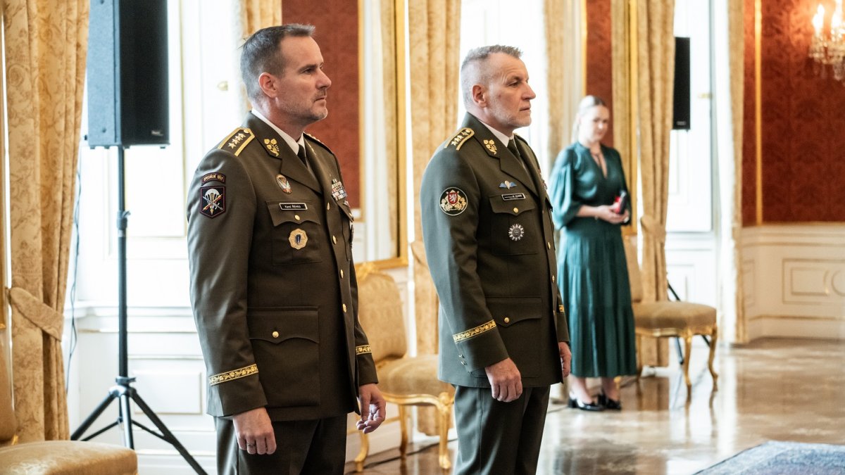 Prezident Petr Pavel jmenoval Miroslava Hlaváče novým náčelníkem generálního štábu Armády ČR (30.06.2026)