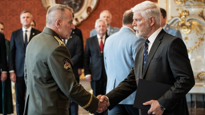 Prezident Petr Pavel jmenoval Miroslava Hlaváče novým náčelníkem generálního štábu Armády ČR (30.06.2026)